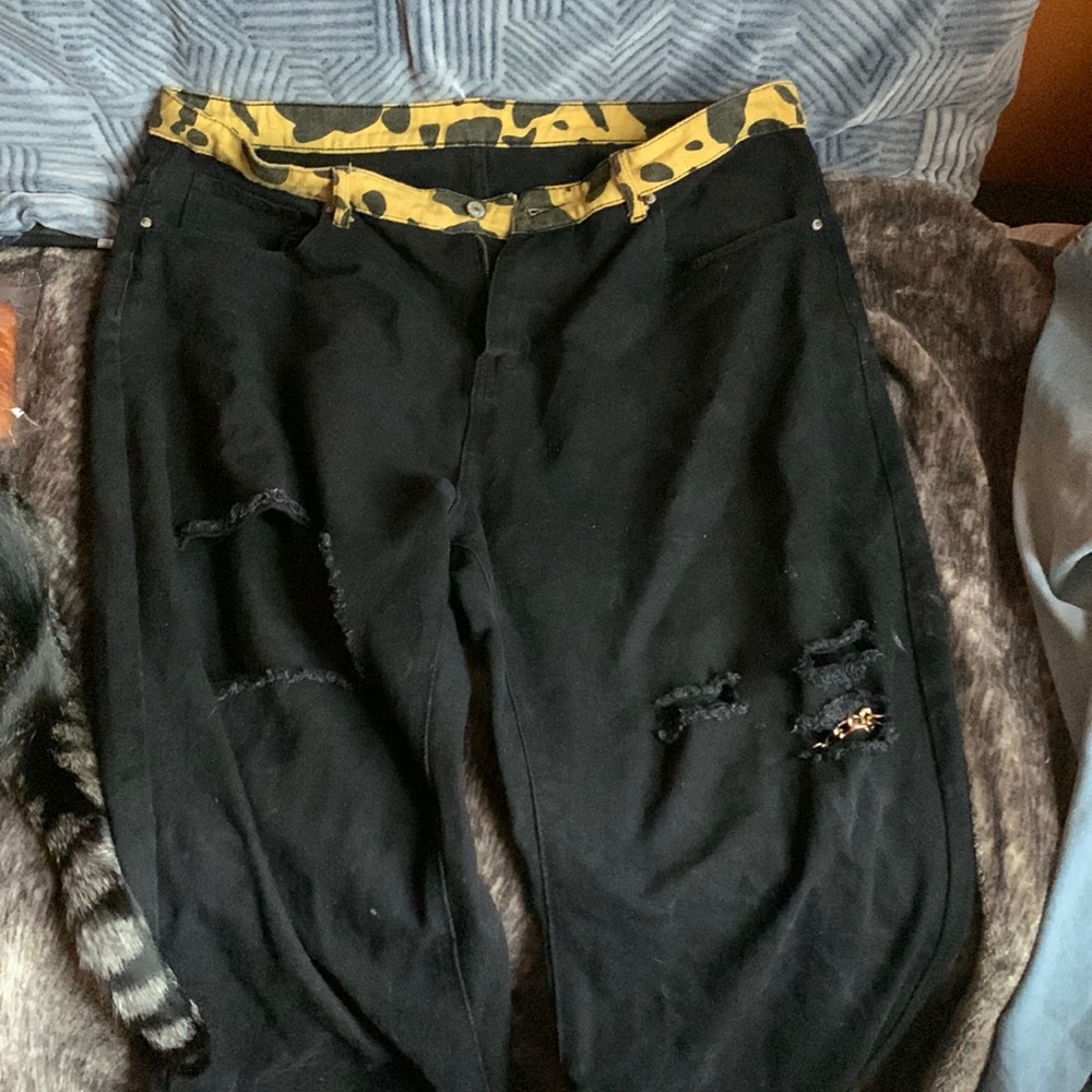 3x SheIn ripped black jeans with cheetah print and chain detailing